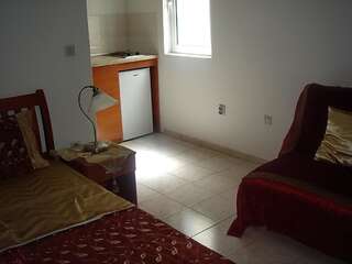 Апартаменты Apartments Odalović Биела Номер-студио с балконом-7
